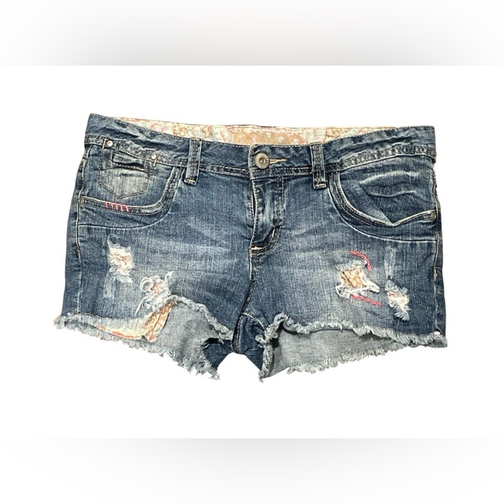 Bongo Y2k Distressed Denim Women patch Low rise Shorts Size 9